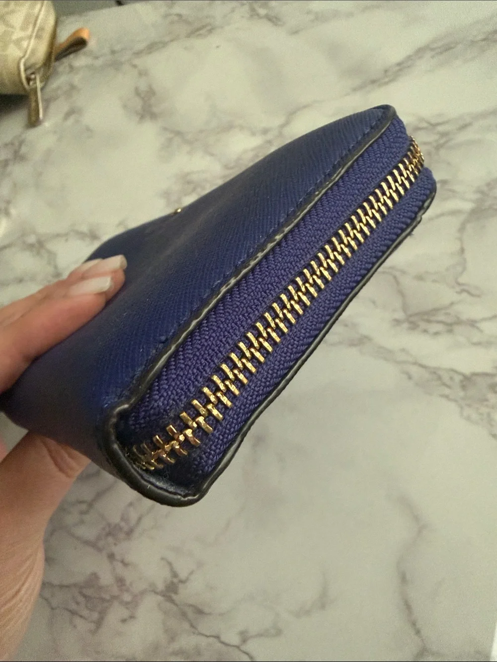 2 Kate Spade Wallets - Picture 9 of 12